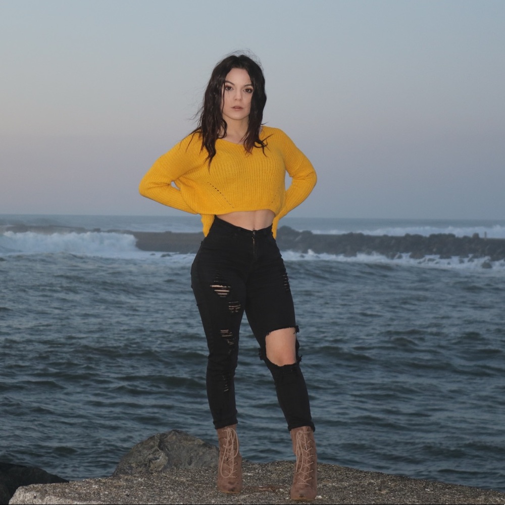 Meet your Posher, Jasmine